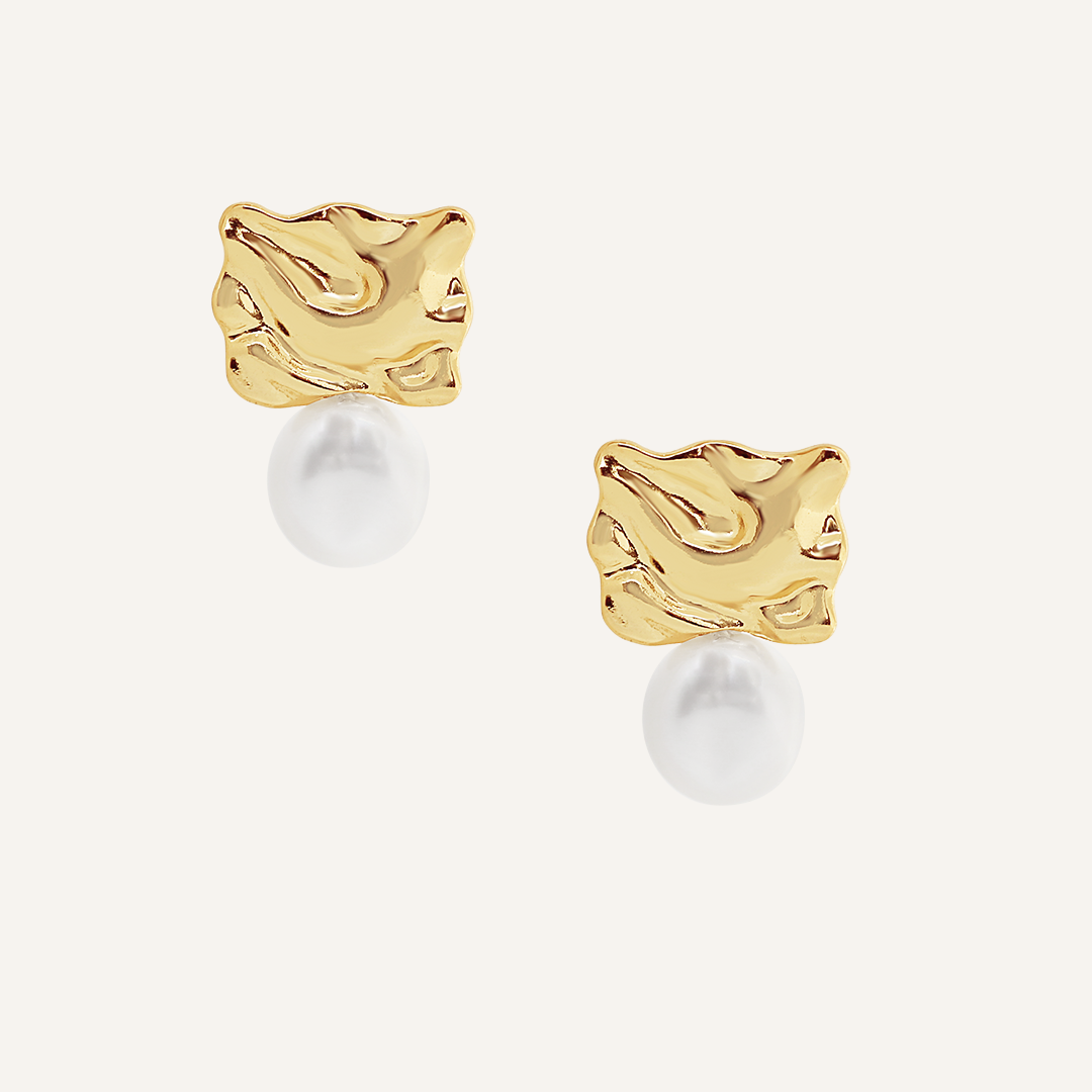 Dune Pearl Studs